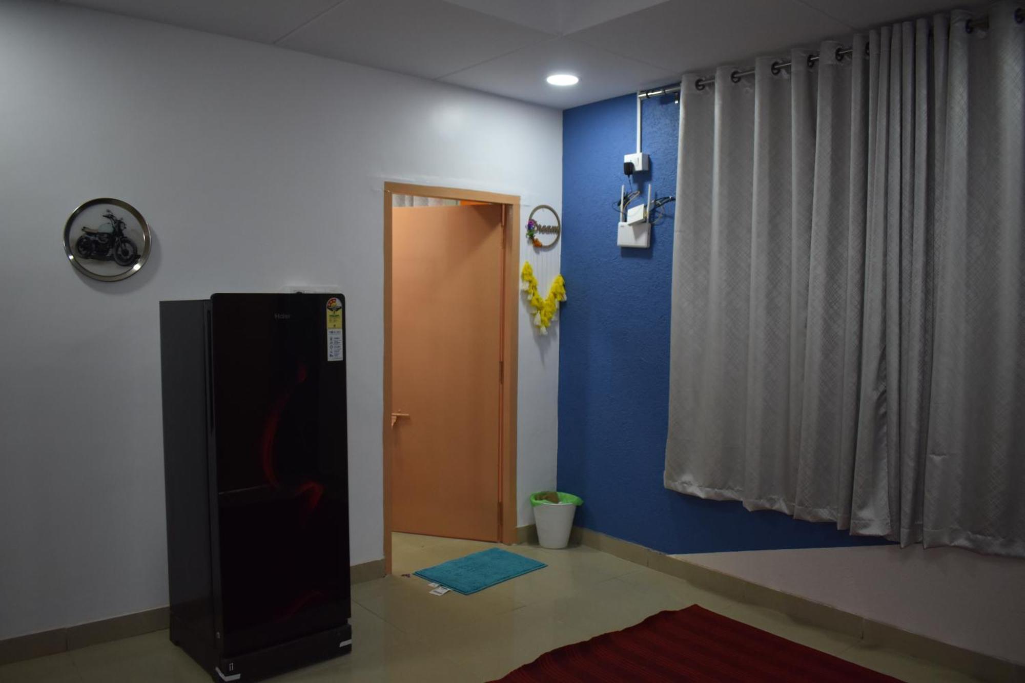 Hyderabad Wanderers Cave Hotel ภายนอก รูปภาพ